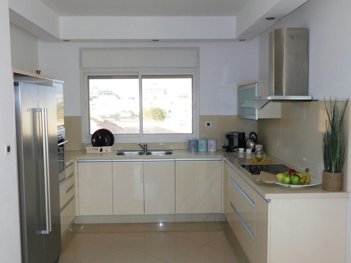 La Palmeraie Jacuzzi Apartment *